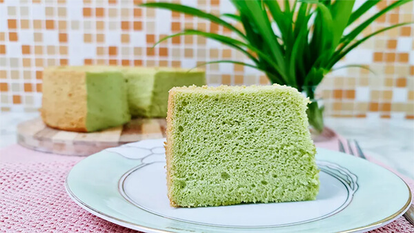 bánh mì từ bột súp lơ xanh