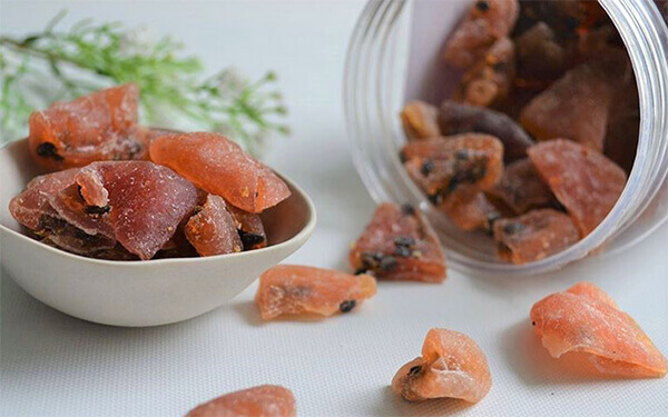 hương vị chua và cay của chanh dây sấy khô