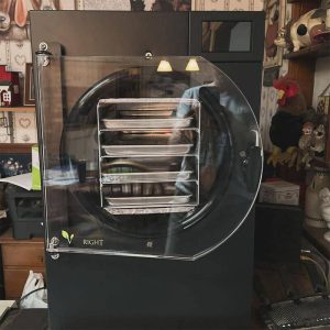 Tại sao nên chọn máy sấy thăng hoa mini điều khiển tự động?